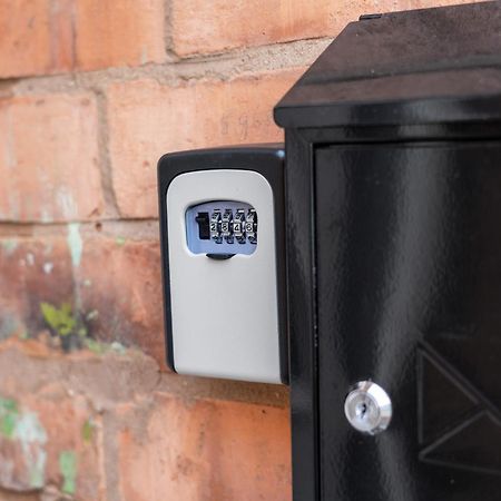 Exclusive Deals L Last-Minute Reserve L Townhouse With Sleeps 6 L Braunstone Town , Leicester L By Zen Nights Short Lets & Serviced Accommodations Exterior foto