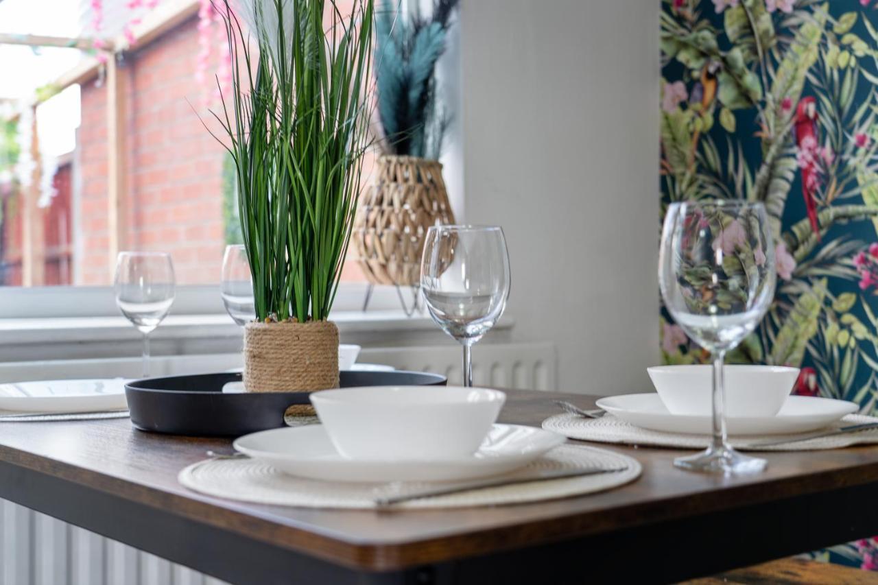Exclusive Deals L Last-Minute Reserve L Townhouse With Sleeps 6 L Braunstone Town , Leicester L By Zen Nights Short Lets & Serviced Accommodations Exterior foto